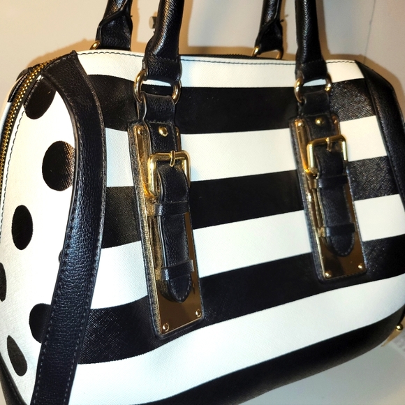 Aldo Handbags - Aldo Black and White Handbag